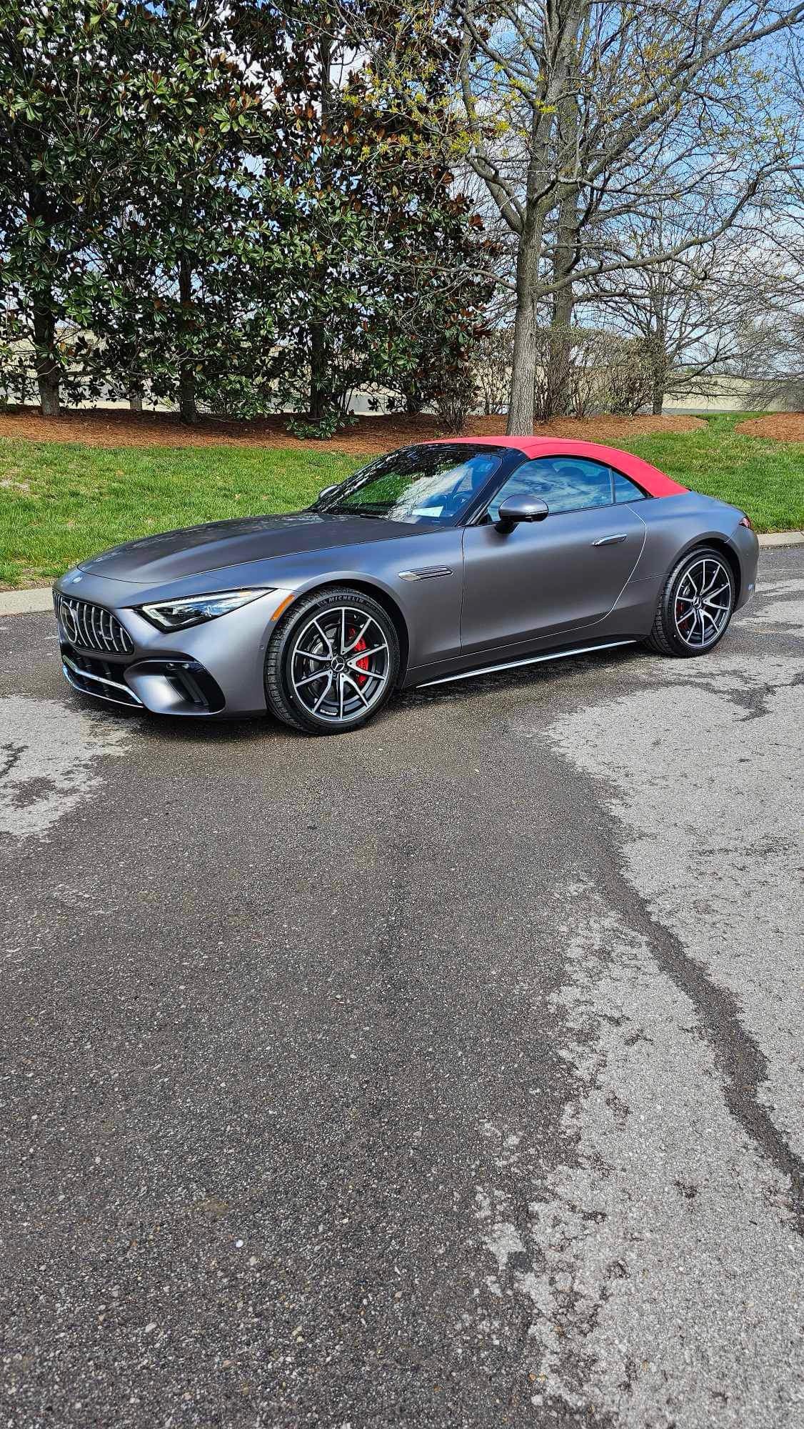 Mercedes-AMG SL — Satin Grey + Red Soft-Top