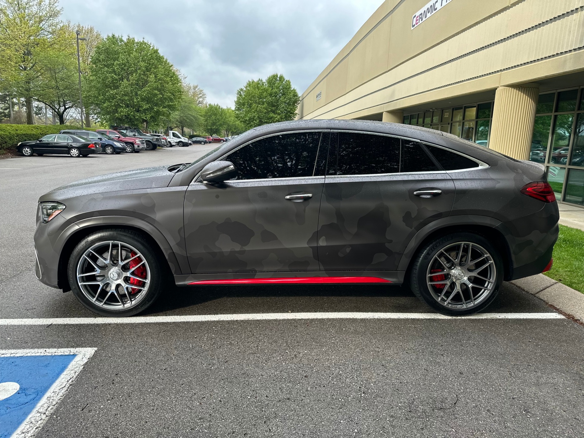 Mercedes-AMG GLE 63 — Urban Camo + Red Accents
